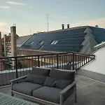 Taylor Apartmán *